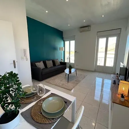 L'alberto-appartement Centre Beziers- Wifi -balcon -clim * Béziers