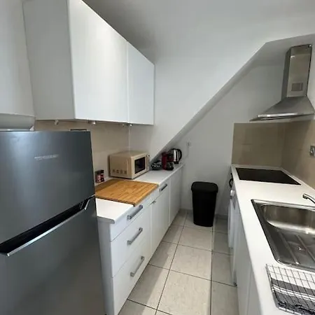 L'alberto-appartement Centre Beziers- Wifi -balcon -clim Béziers
